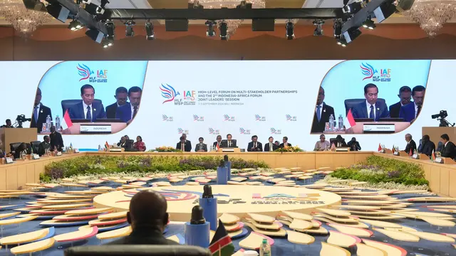 Presiden RI Joko Widodo (Jokowi) membuka Indonesia-Africa Forum 2024 di Nusa Dua, Bali, Senin (2/9/2024). (Dok. Kemlu RI)