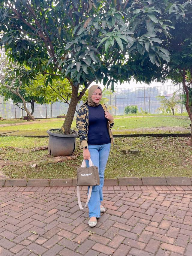 6 Potret Terbaru Yunita Lestari Mantan Istri Daus Mini, Perubahannya Bikin Pangling