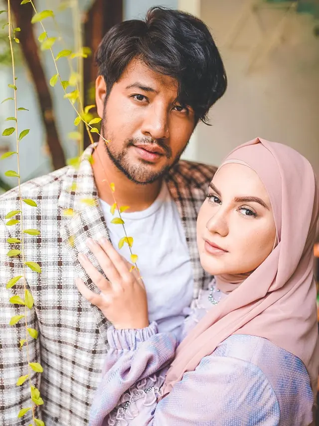[Fimela] Ammar Zoni dan Irish Bella