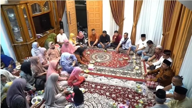 7 Potret Rumah Baru Haji Faisal, Tak Kalah Mewah dari Kediaman Artis Papan Atas