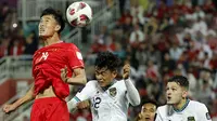 Nguyen Van Truong saat bermain melawan Timnas Indonesia di babak grup Piala Asia 2023 (AFP/Karim Jaafar)