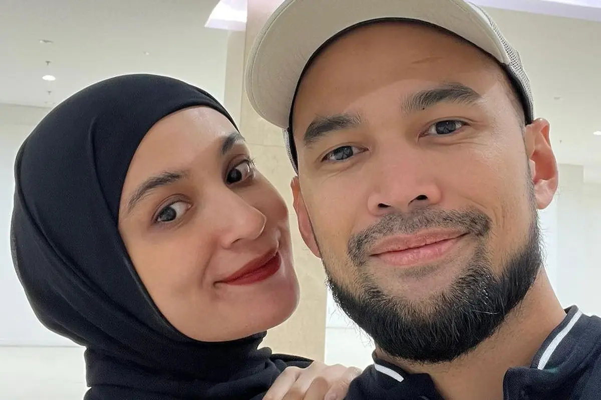Shireen Sungkar dan Teuku Wisnu