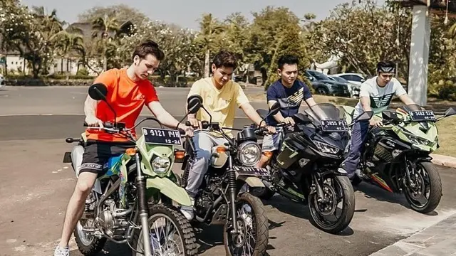 Rilis Lagu Baru, Ini 6 Potret The Junas Monkey saat Syuting Video Klip