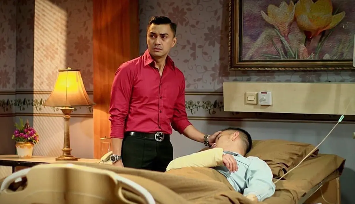 Meski sudah menginjak usia kepala empat, nyatanya suami dai Dian Nitami ini masih eksis di dunia peran. Saat ini ia membintangi sinetron Cinta Buta dengan sebagai Mirza. (Liputan6.com/IG/anjasmara)