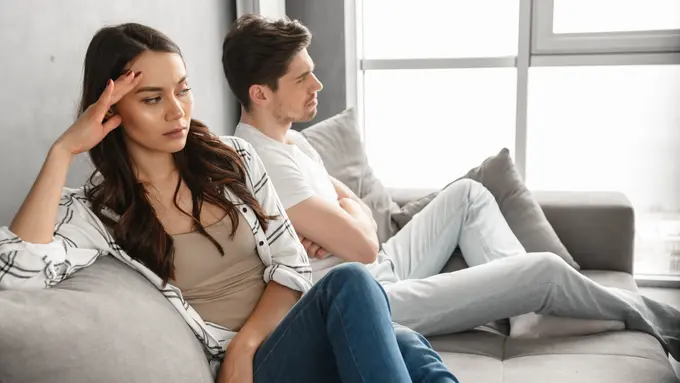 couple juni bertengkar