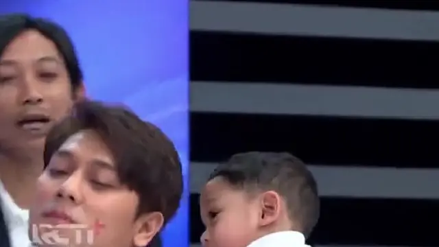 Rizky Billar Digebukin Baby L Gara-Gara Iseng Genit ke Soimah (credit: TikTok/mm_f321)