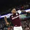 Ian Maatsen merayakan gol yang dicetaknya ke gawang Club Brugge pada leg 2 babak 16 besar Liga Champions 2024/2025 di Villa Park, Kamis (13/3/2025) dini hari WIB. Aston Villa menang 3-0 (agregat 6-1). (Adrian Dennis / AFP)