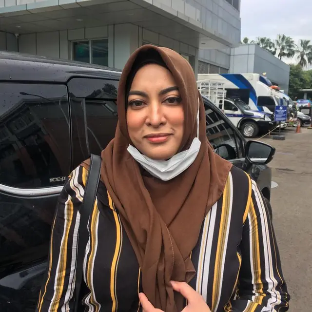 Jane Shalimar (ist/ Munady Widjaja)