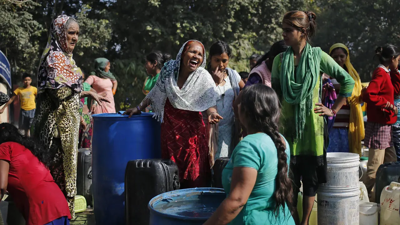 10 Juta Warga India Krisis Air, Seluruh Sekolah Delhi Ditutup