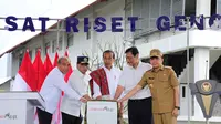 Peresmian Pusat Riset Genomik Pertanian oleh Presiden Republik Indonesia, Joko Widodo dan dihadiri oleh Menteri Koordinator Bidang Kemaritiman dan Investasi (Menko Marves), Luhut Binsar Pandjaitan dan Menteri Perhubungan Budi Karya Sumadi di Humbang Hasundutan, Rabu (16/10/2024). (Dok. Kemenko Marves)