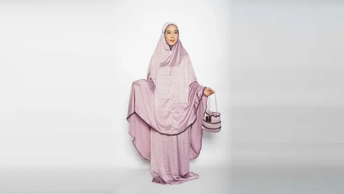 Bugis Hijab Rilis Mukena Traveling saat Shope 12.12, cari tahu perbedaan mukena biasa dengan mukena traveling