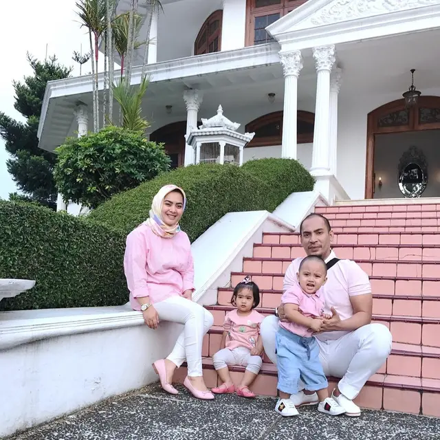 Potret Rumah Adik Syahrini