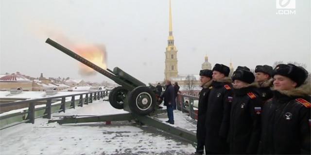 VIDEO: Perayaan Natal Vladimir Putin di Kota Kelahirannya