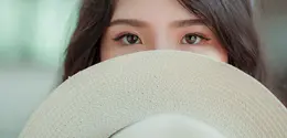 Bukan kantung mata karena kurang tidur, aegyo-sal justru sengaja ditonjolkan untuk menciptakan kesan mata yang lebih besar, fresh, dan menggemaskan. (Foto/Dok: Pixels)