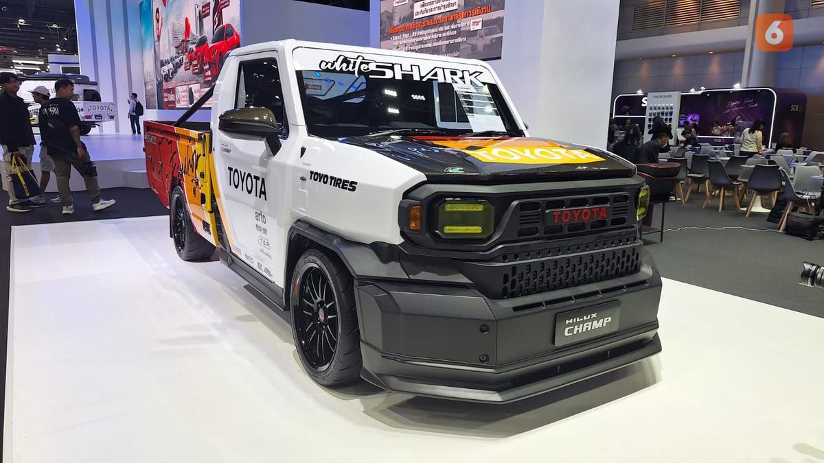 Melihat dari Dekat Modifikasi Toyota Hilux Champ di Motor Expo 2023