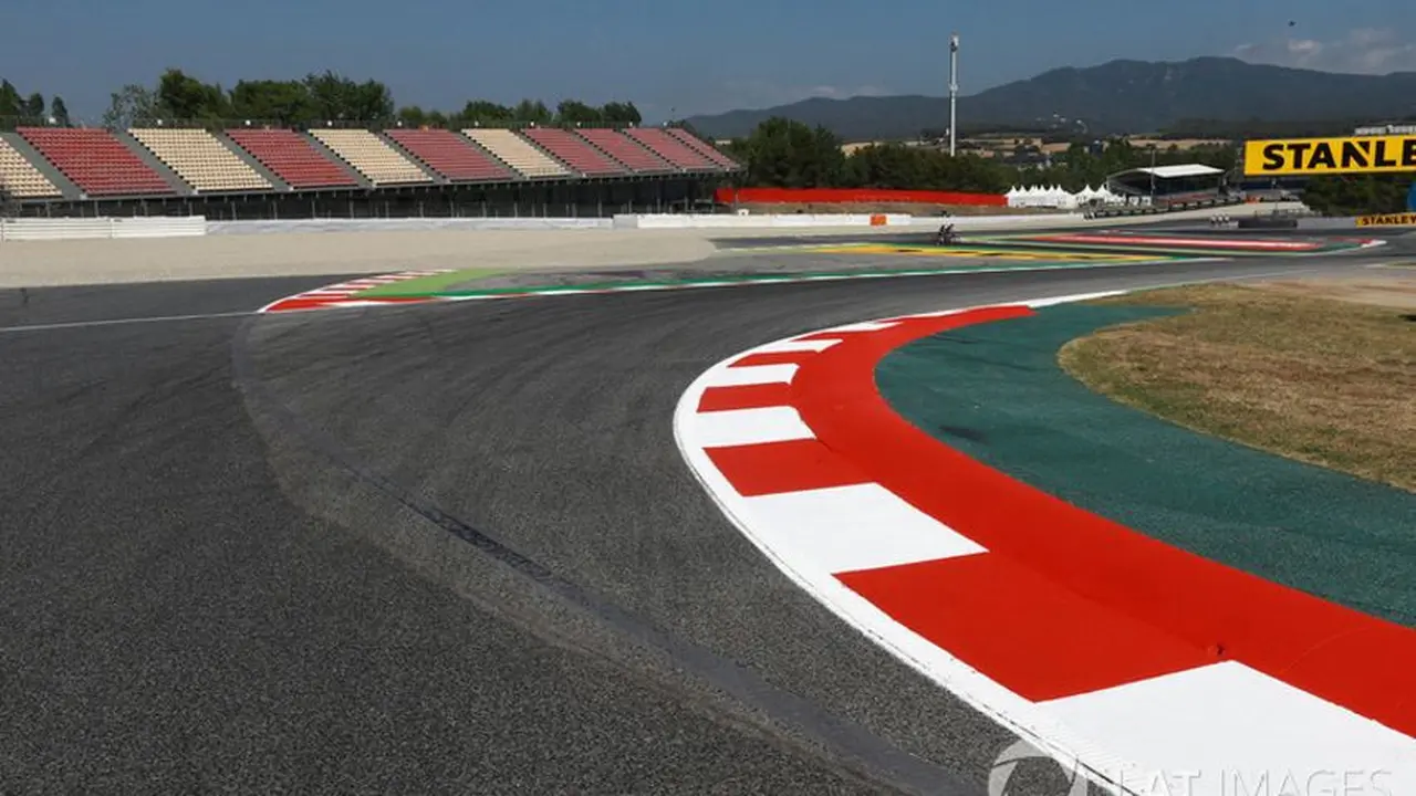 Turn 13 Sirkuit Catalunya
