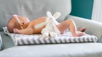 Ilustrasi bayi perempuan. (Photo by Picsea on Unsplash)