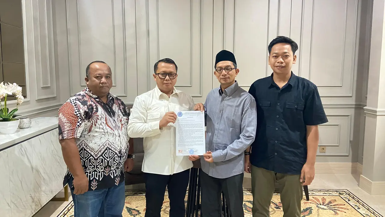 Organisasi sayap Partai Demokrat, Bintang Muda Indonesia (BMI) memberikan dukungan penuh untuk Agus Harimurti Yudhoyono (AHY) kembali memimpin partai Demokrat sebagai ketua umum.