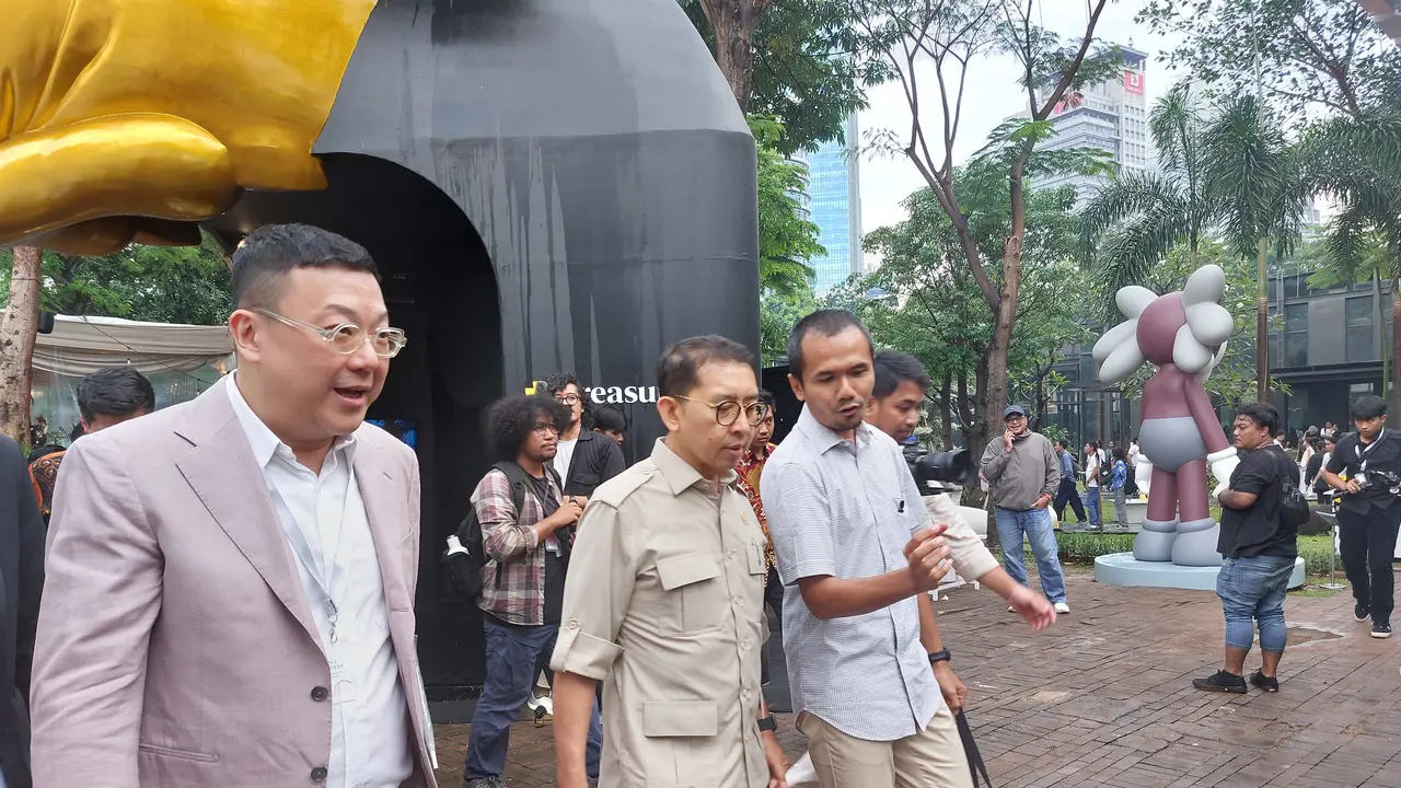 Menbud Fadli Zon Puji Art Jakarta Gardens: Inovasi Seni di Tengah Jakarta