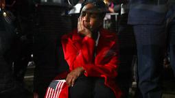 Penghitungan suara pun telah dimulai seiring masuknya surat pemilihan dari berbagai tempat pemungutan suara. (ANGELA WEISS/AFP)