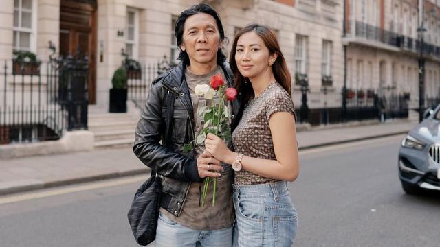Wajah istri Bimbim saat jadi pengantiu viral, wajahnya tak ada perubahan