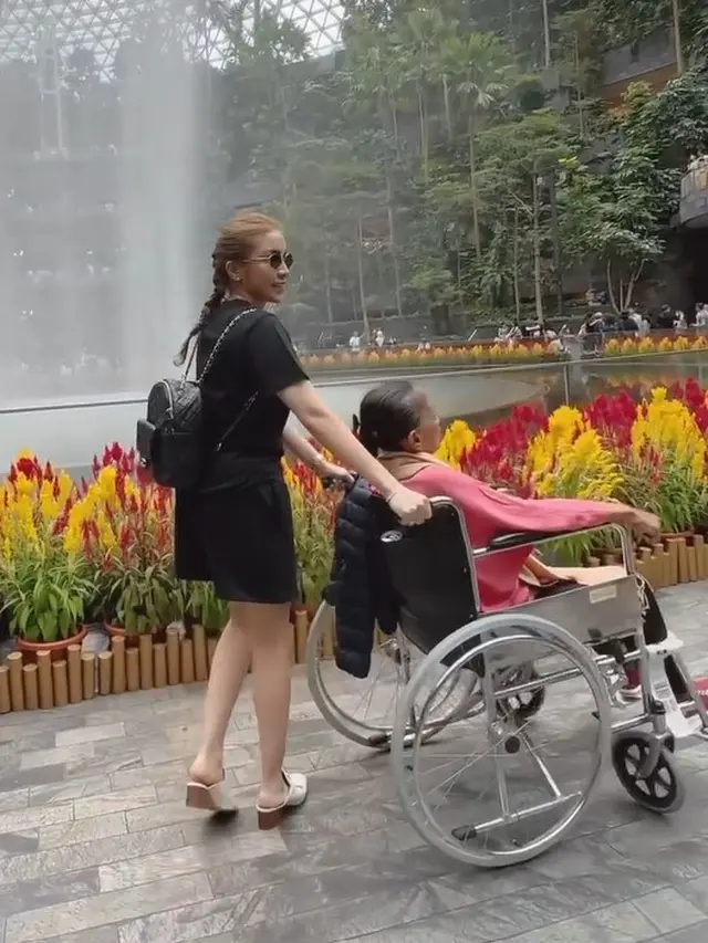 Momo Geisha (Instagram/therealmomogeisha)