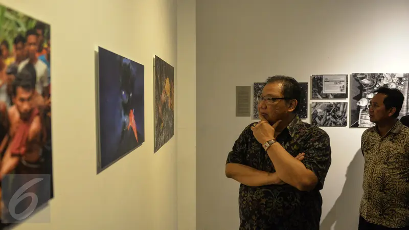 Menteri Koperasi dan UKM, AAGN Puspayoga Buka Pameran Anugerah Pewarta Foto Indonesia 2017