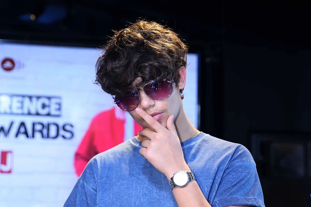 Harris J