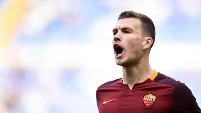 Striker AS Roma asal Bosnia-Herzegovina, Edin Dzeko. (AFP/Filippo Monteforte)
