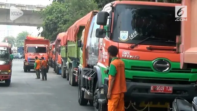 Kisruh sampah Bantar Gebang masih berlanjut. Gubernur Jakarta, Anies Baswedan, mengaku telah membayar kompensasi, namun hal tersebut disangkal pihak Pemkot Bekasi.