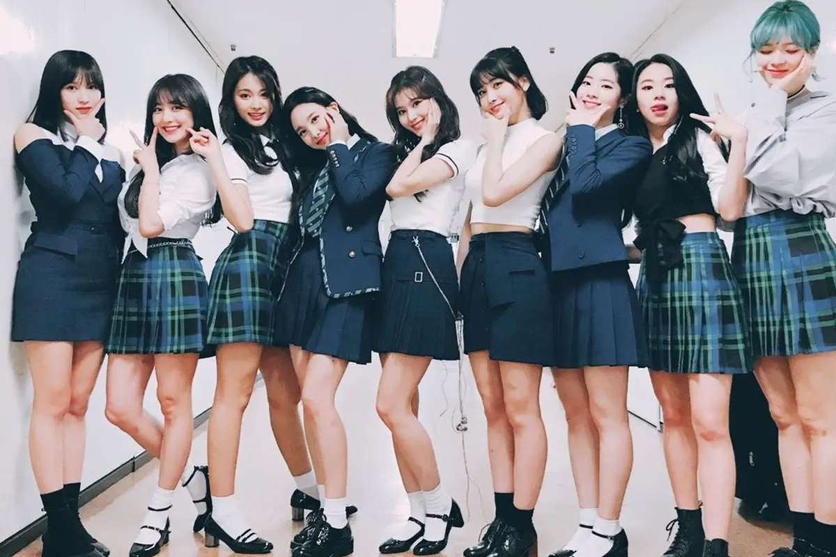 [Bintang] TWICE