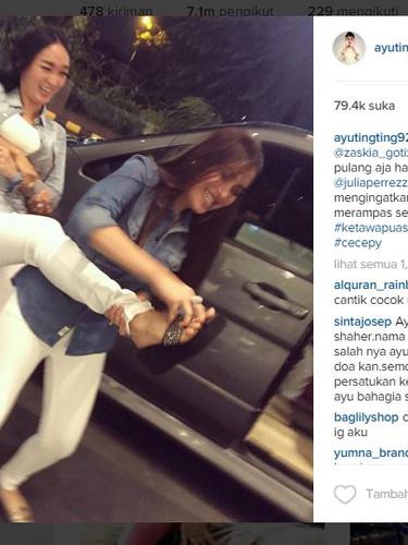 Gaya Candaan Ayu Ting Ting Julia Perez Dan Zaskia Gotik News Entertainment Fimela Com