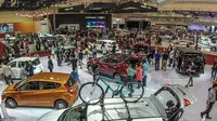 Suasana pameran otomotif GIIAS (Oto.com)