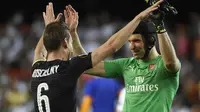 Petr Cech menjalani musim terakhir dengan Arsenal. (AFP/Jose Jordan)