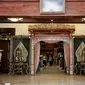 Gedung Graha Saba Buana di Surakarta merupakan tempat ijab kabul Kahiyang Ayu dan Bobby Nasution. Pernikahan akan berlangsung pada Rabu, (8/11). Ribuan tamu undangan dalam acara dengan nuansa adat Jawa. (Adrian Putra/Bintang.com)