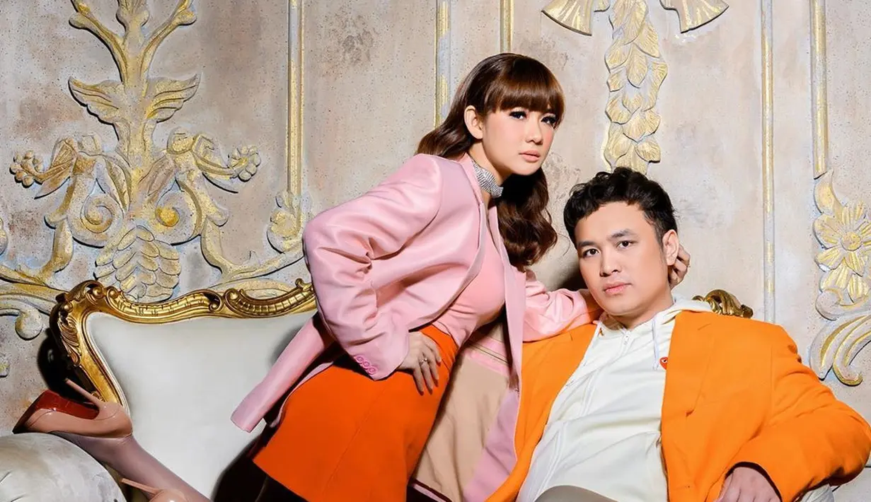 Gilang Dirga dan Adiezty Ferza (Instagram/adieztyfersa)