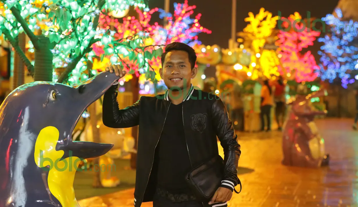 Andik Vermansah berharap kariernya di Malaysia ini menjadi pelecut semangat bagi pesepakbola muda Indonesia untuk lebih berkembang. (Bola.com/Nicklas Hanoatubun)