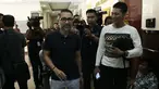 Aktor Lukman Sardi mendatangi Polres Metro Jakarta Selatan, Jumat (4/8). Kedatangan Lukman untuk menjenguk rekan sekaligus temannya, Tora Sudiro yang ditahan terkait dugaan kepemilikan 30 butir Dumolid (Liputan6.com/Herman Zakharia)