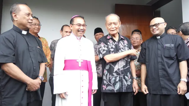 Senin Penuh Kasih di Rumah Buya Syafii