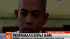 Para orangtua murid berharap Pemerintah Provinsi Jawa Barat segera mencari  solusi terganggunya server sistem penerimaan siswa.