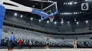 "Saya mengajak semua pihak, terutama pecinta bola basket Tanah Air, mari kita sukseskan FIBA World Cup 2023, mari penuhi stadion, ajak teman, sahabat, dan kerabat untuk menyaksikan pertandingan kelas wahid," ujar Dito dalam konferensi pers yang digelar di Indonesia Arena, Jakarta, Selasa (11/7/2023) sore WIB. (Liputan6.com/Herman Zakharia)