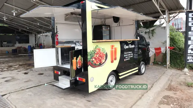 Food Truck buatan Karoserifoodtruck.id