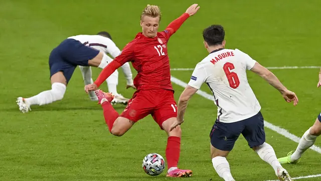 Foto Piala Eropa: Singa Berhasil Menjinakan Dinamit, Inggris Hadapi Italia di Final Euro 2020