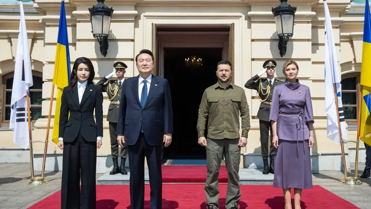 Presiden Korea Selatan Yoon Suk Yeol mendadak mengunjungi Ukraina, Sabtu (15/7/2023).