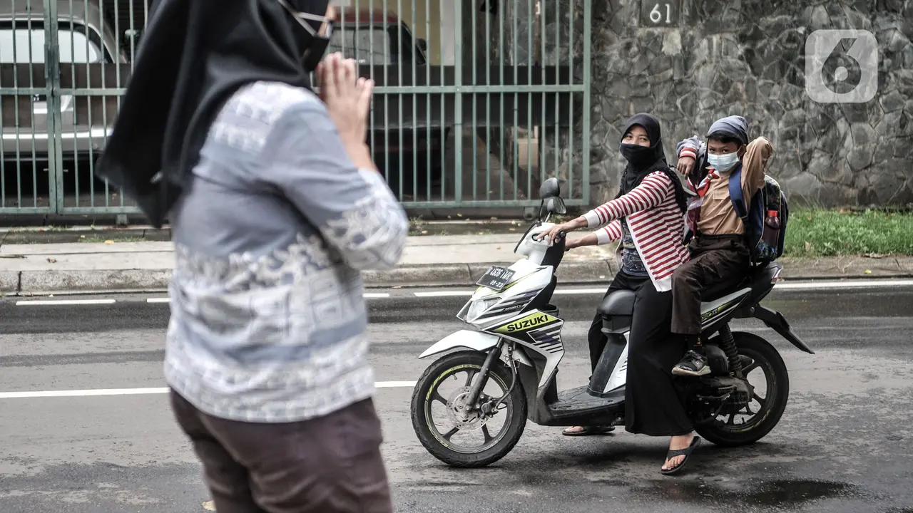 FOTO: Antusiasme Siswa SD Ikuti Uji Coba Sekolah Tatap Muka