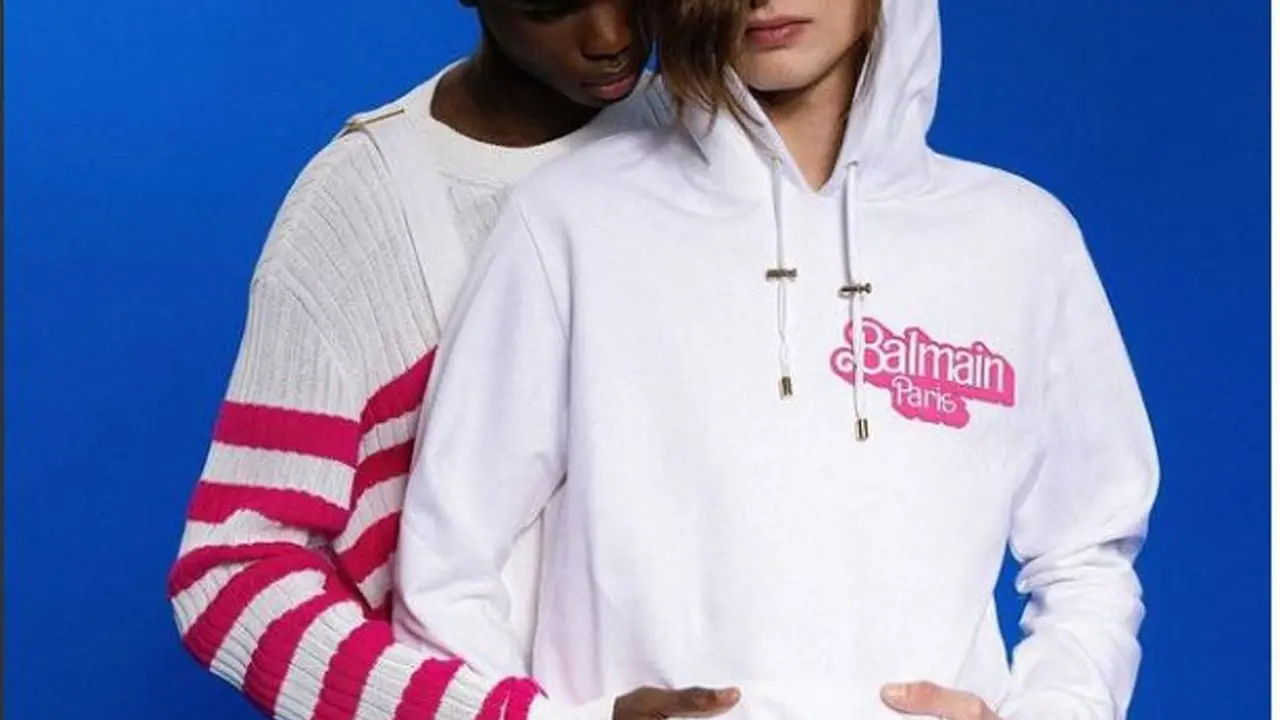 Kolaborasi Barbie dan Balmain Luncurka Koleksi Fesyen Tanpa Gender