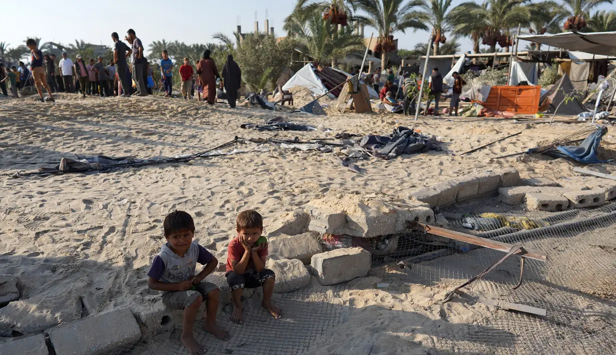 Ratusan ribu orang memadati kamp pengungsian di al-Mawasi sejak awal konflik. (Bashar TALEB/AFP)
