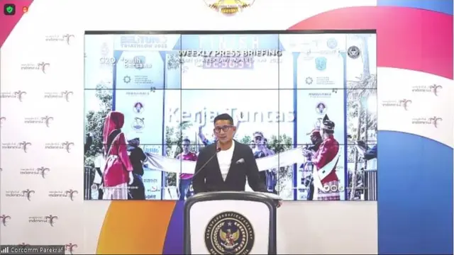 Sandiaga Uno di Weekly Press Briefing