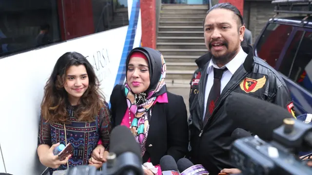 [Bintang] Anak Elvy Sukaesih