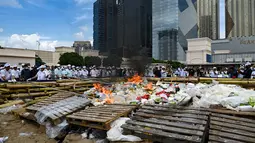 Pada Hari Internasional Menentang Penyalahgunaan Narkoba dan Peredaran Gelap tahun 2023, Kamboja memprioritaskan masyarakat dengan tema “Prioritaskan Rakyat: Hentikan Stigma dan Diskriminasi, Perkuat Pencegahan”. (AFP/TANG CHHIN SOTHY)